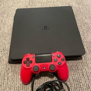 PS4 500GB Slim